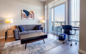 Trendy Apt On Harbor with Gym - ESC-2157